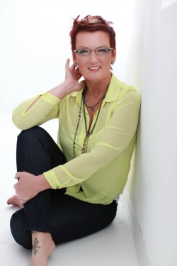 Production Manager Tona Jolly after hair and makeup by Cassie Francioni. Clothing from Beyond Cotton.