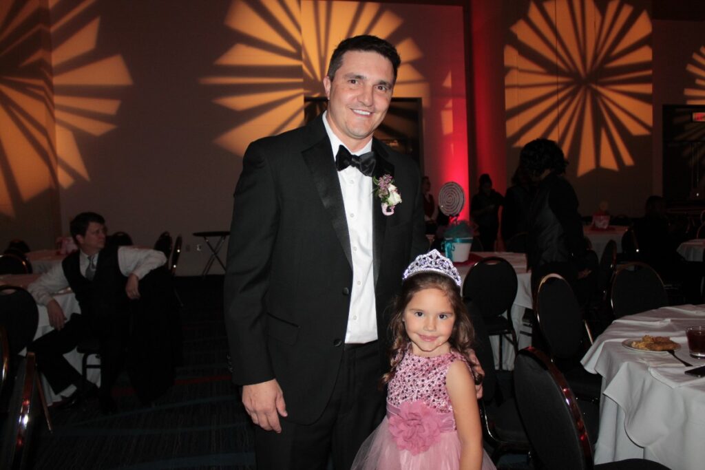 Bobby Blackwell, Macy Blackwell