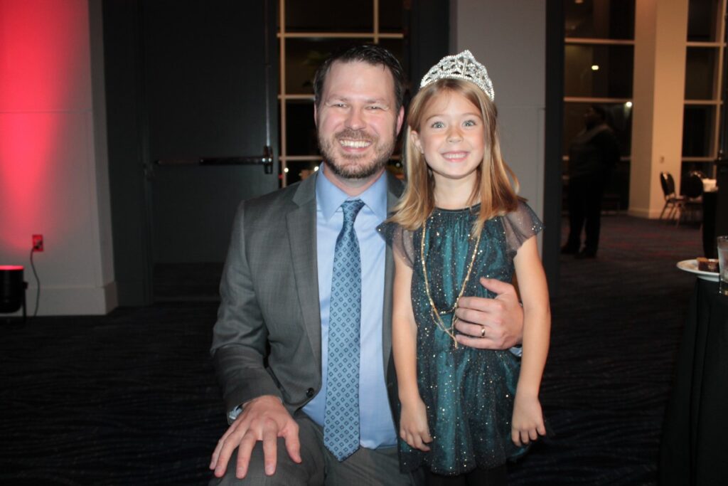 Karl Hills, Nora Hills