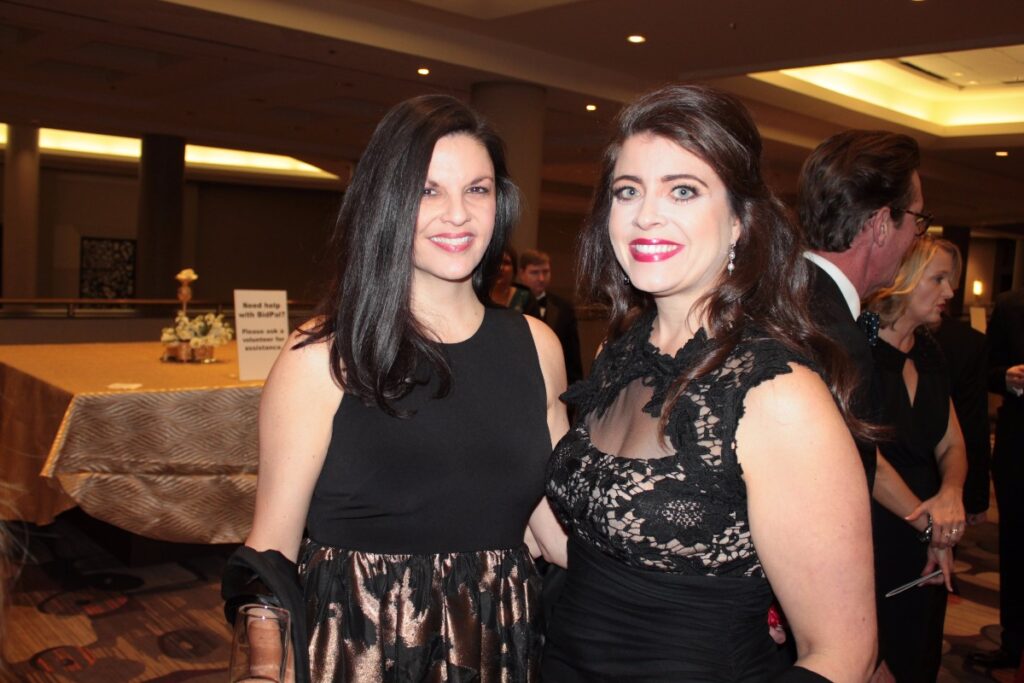 Julie Tabor, Susan Altrui