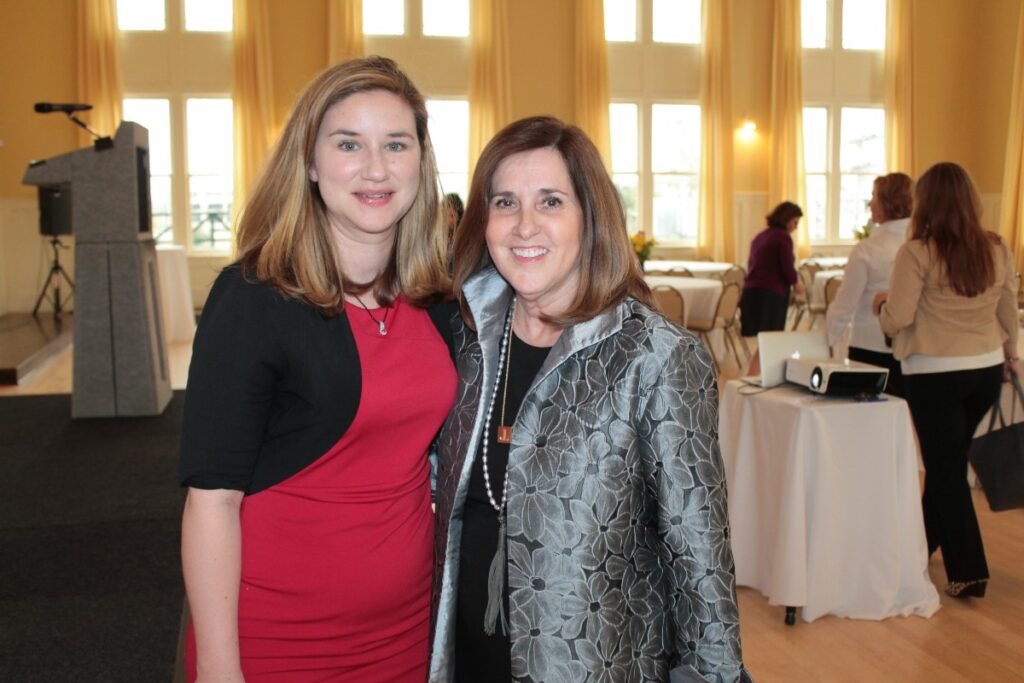 Amanda Richardson, Carol Scott