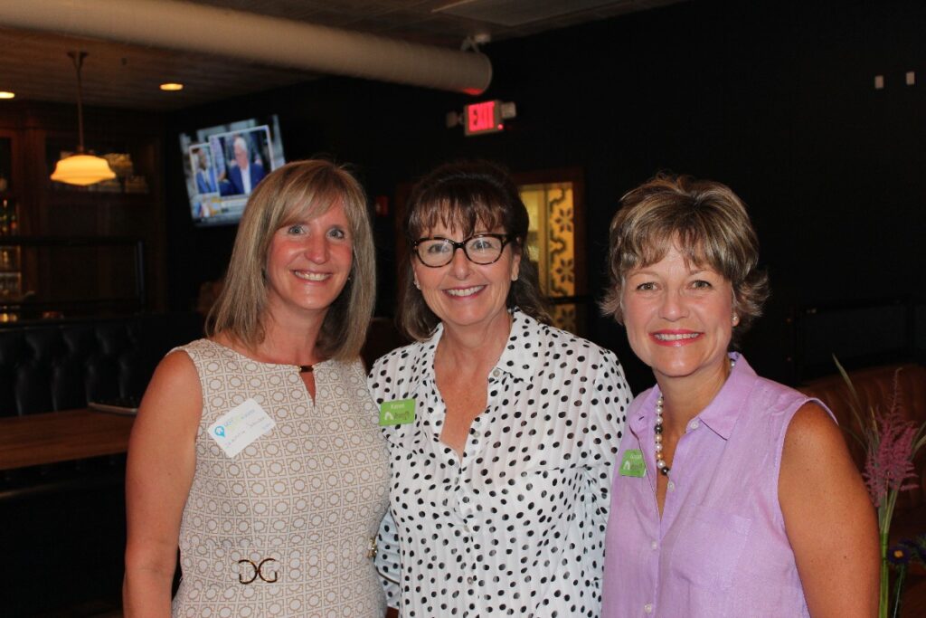 Jeannie Johnson, Karen Moulton, Susan Desselle