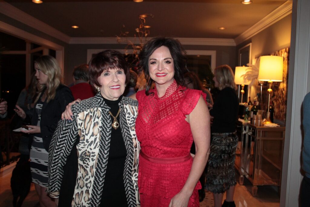 Charlotte Linch, Ashley Engstrom