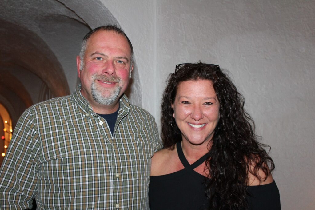 Thomas Red, Shane Haas