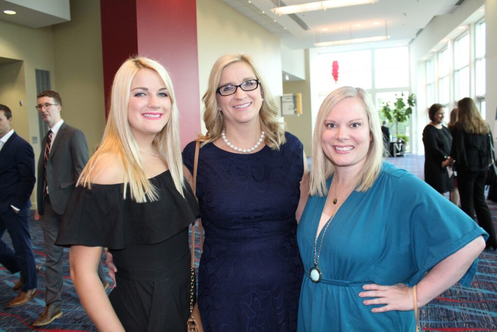 Anna Berkemeyer, Alicia Berkemeyer, Heather Maxwell