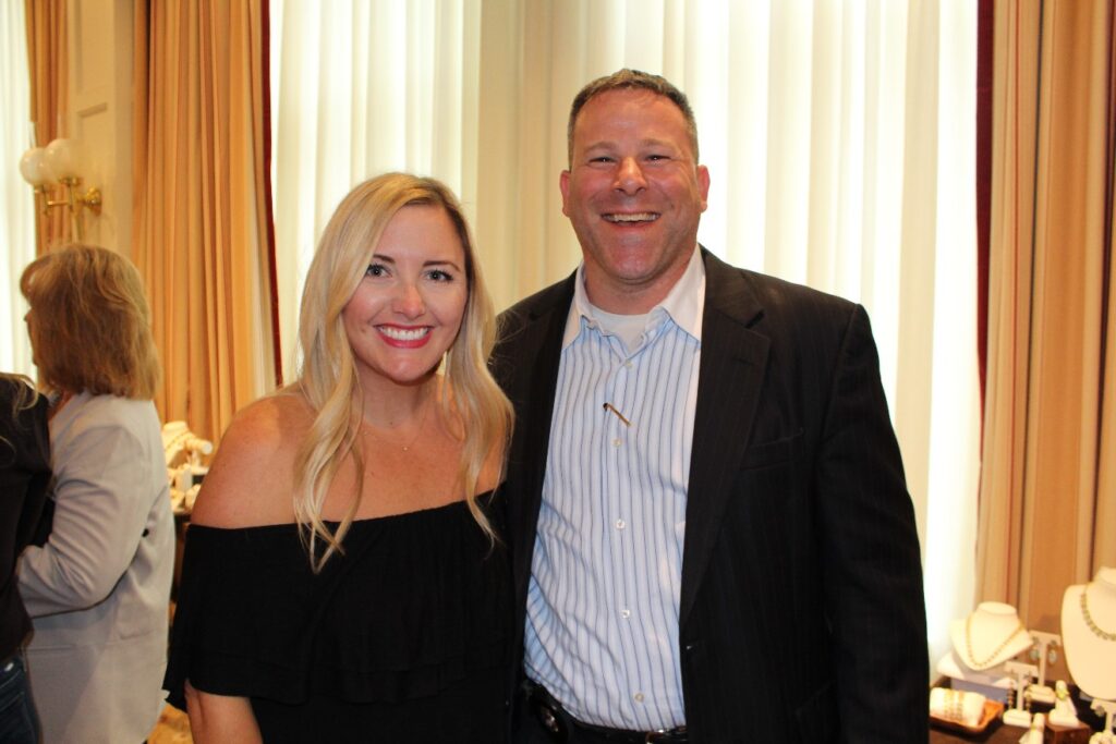 Cindle Meyer, Mike Bain