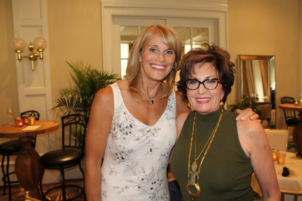 Diane Upchurch, Trish Roberson