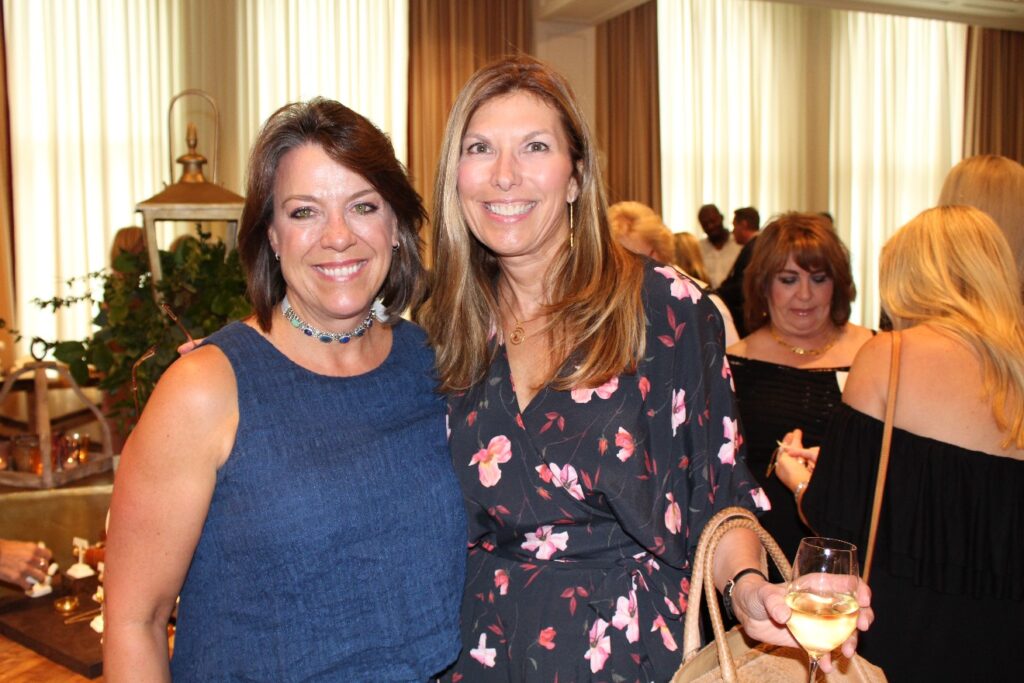 Kathy Miros, Susan North