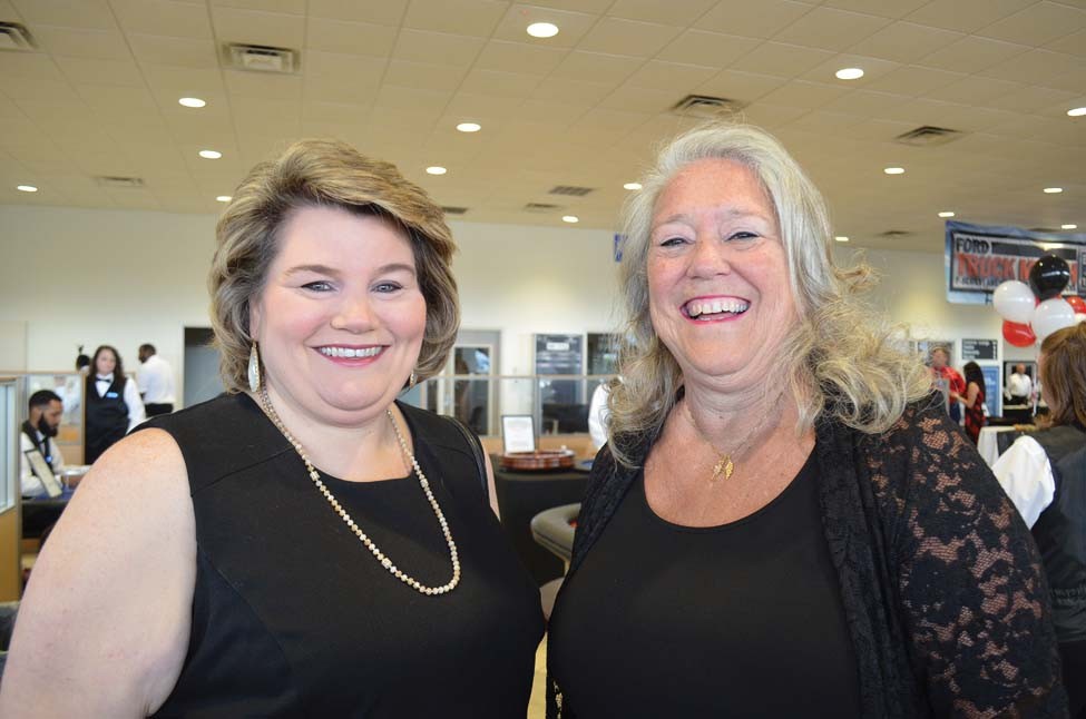 Amy Embry, Barbara Snow