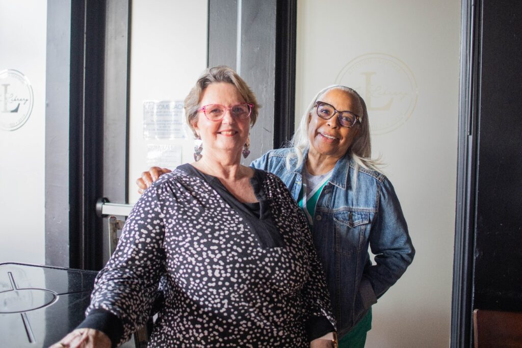 Denise Belford, Dr. Gail Reede Jones