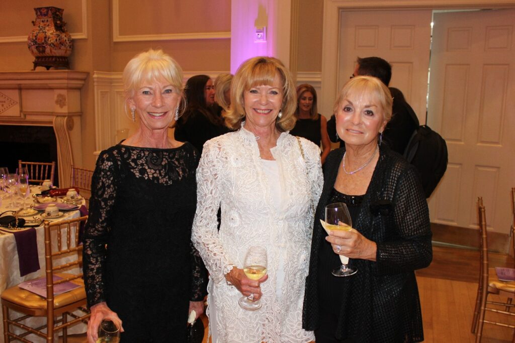 Marge Schueck, Barbara Hays, Carolyn Lay