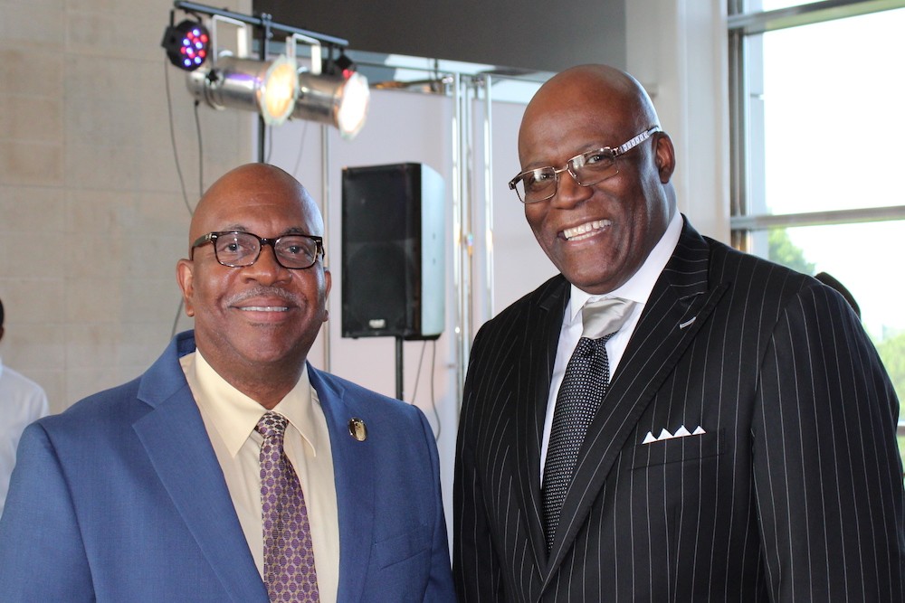 Benard Mitchell, Robert Robinson