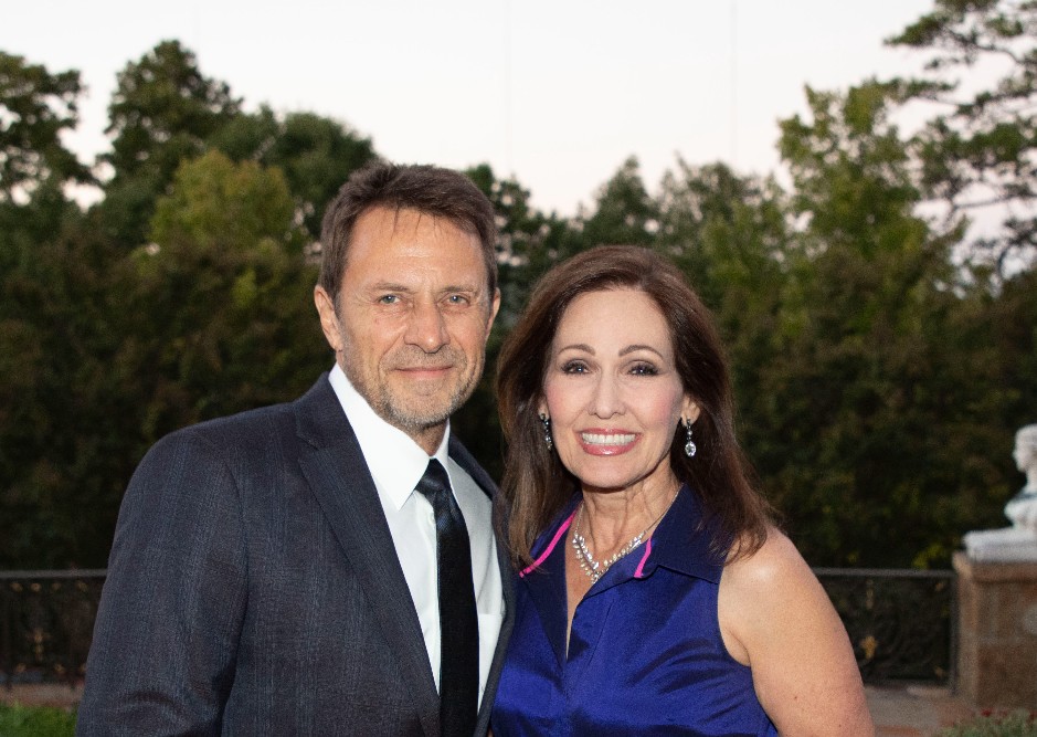 Barry and lillian Jones