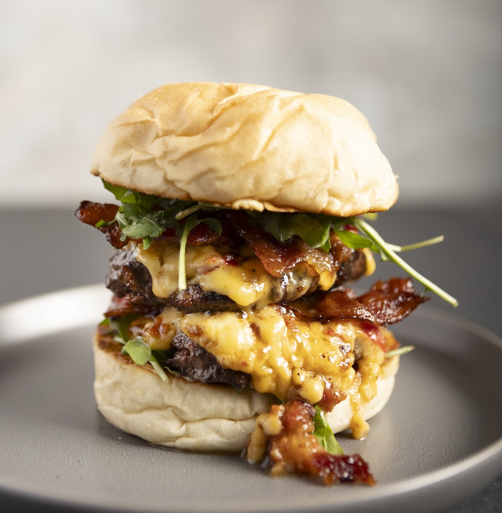 SIGNATURE SWEET HOT BURGER